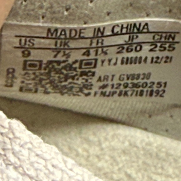 Adidas Ultraboost 22 Running Shoes White Blue Pink GV8830 Women's Size 9 - Picture 15 of 15